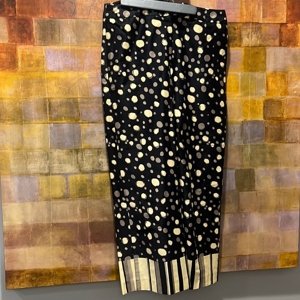 Willi Smith Capri pants with Polka dot design and striped bottom cuff.